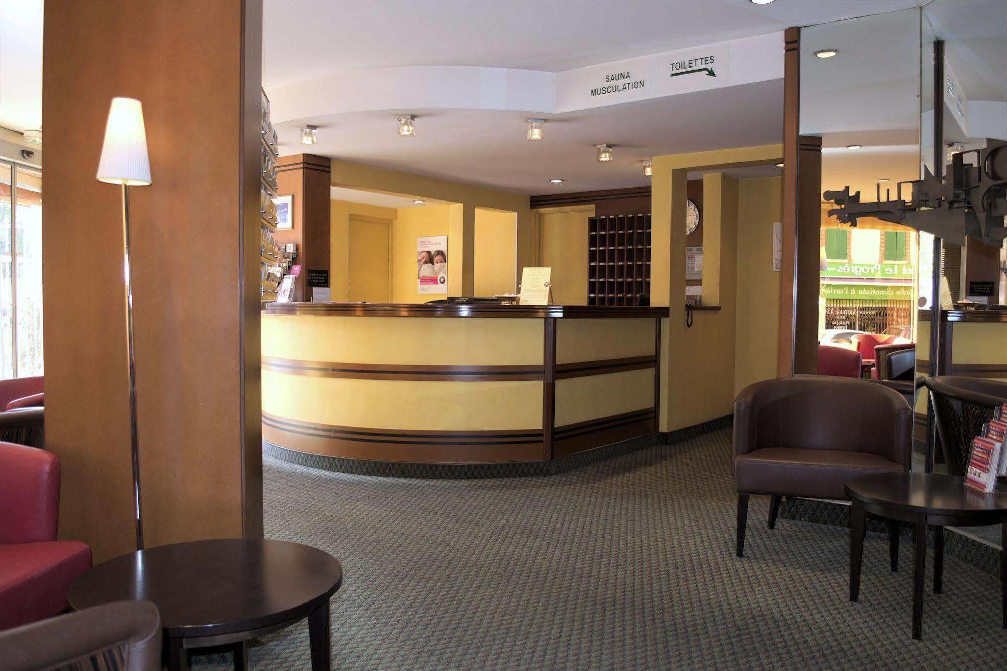 Inter-Hotel Toulouse Aeroport บลานญัก ภายนอก รูปภาพ