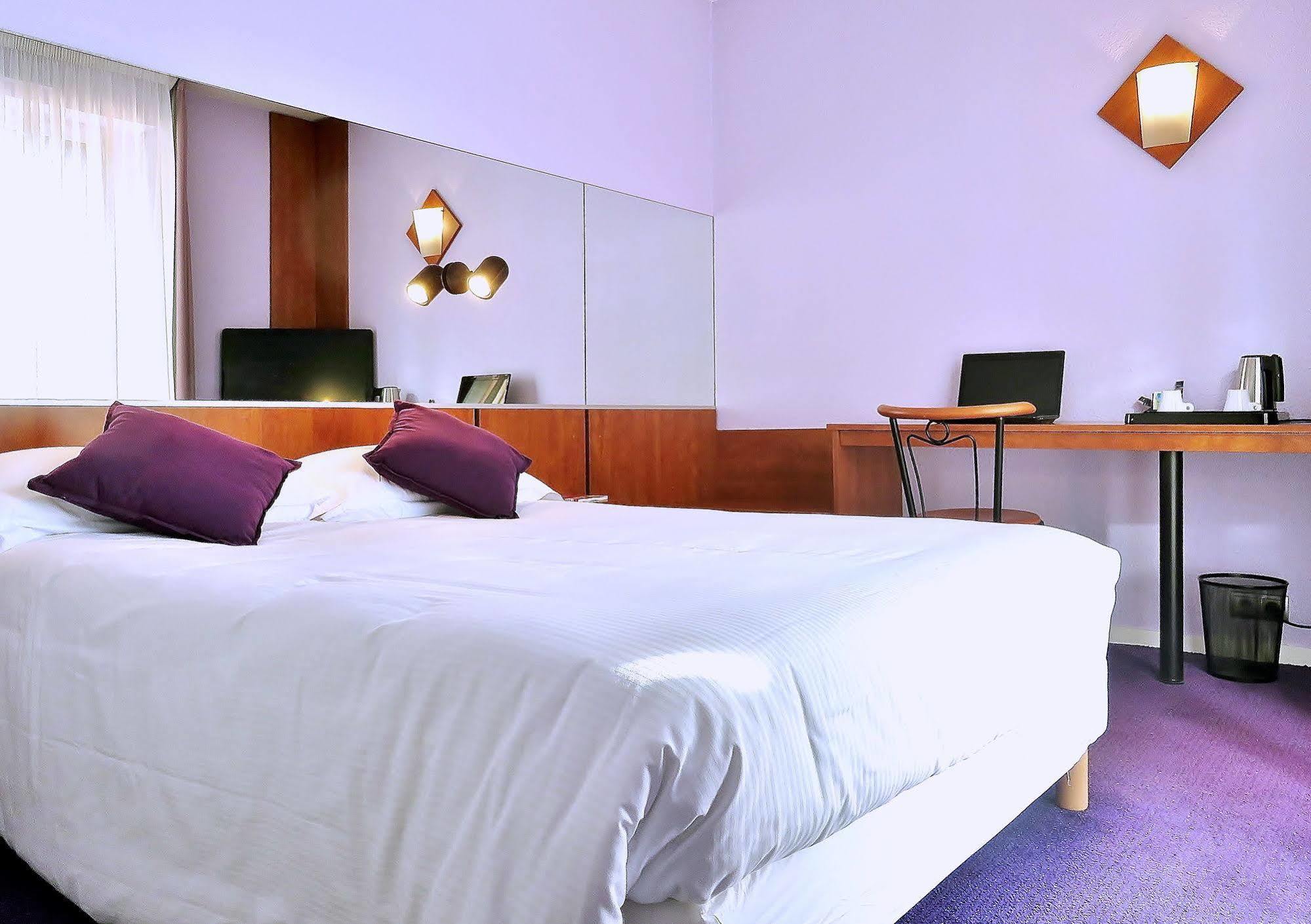 Inter-Hotel Toulouse Aeroport บลานญัก ภายนอก รูปภาพ