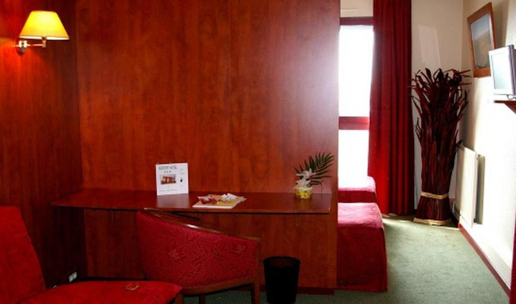 Inter-Hotel Toulouse Aeroport บลานญัก ภายนอก รูปภาพ